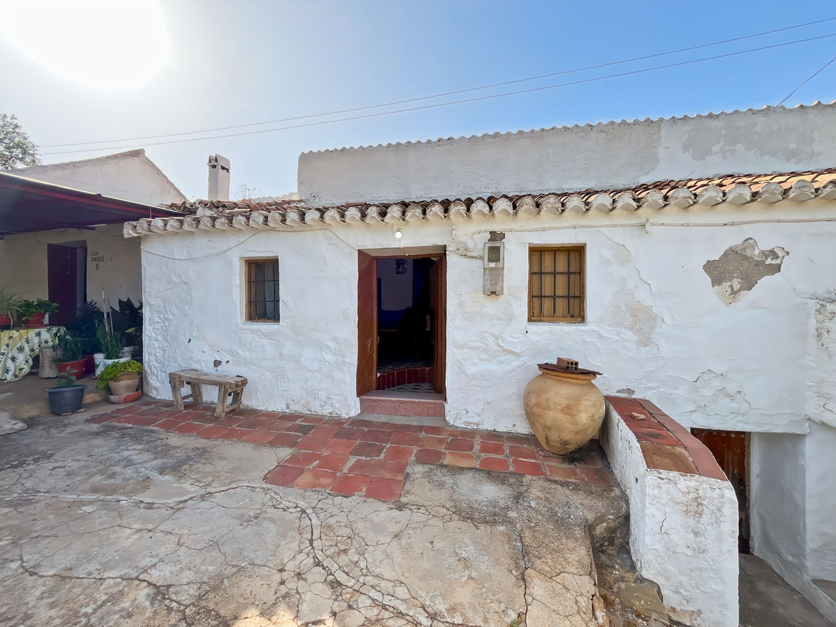 Finca - Cortijo te koop in Comares | 5 slaapkamers H5153482