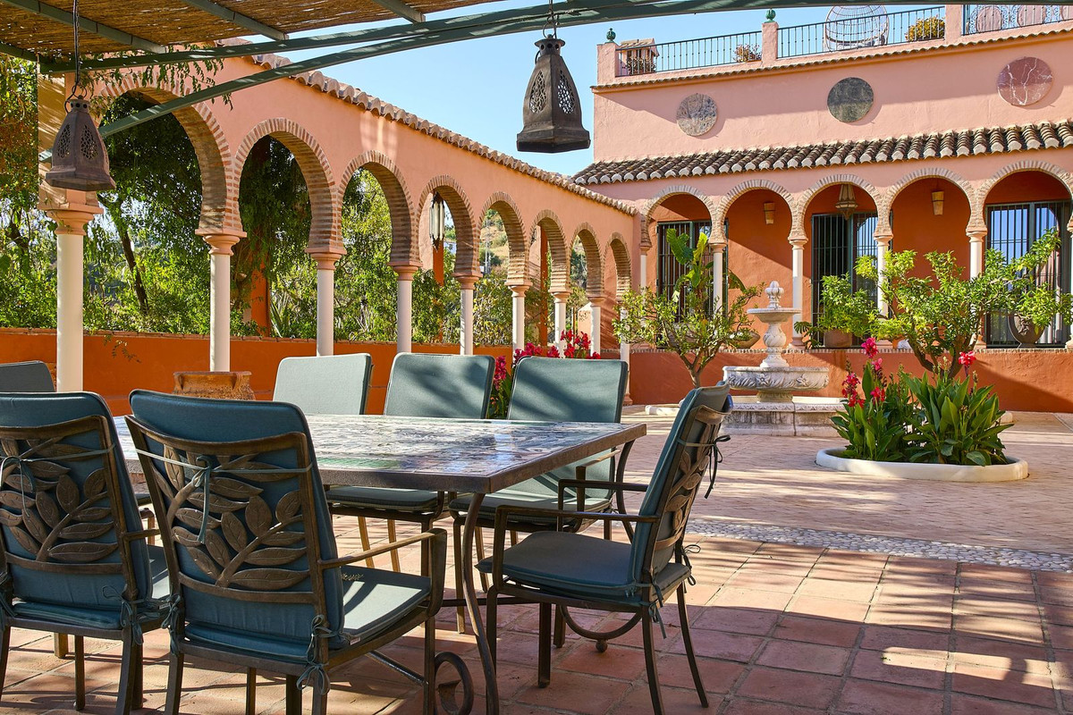 Finca - Cortijo te koop in Comares | 5 slaapkamers H5184568