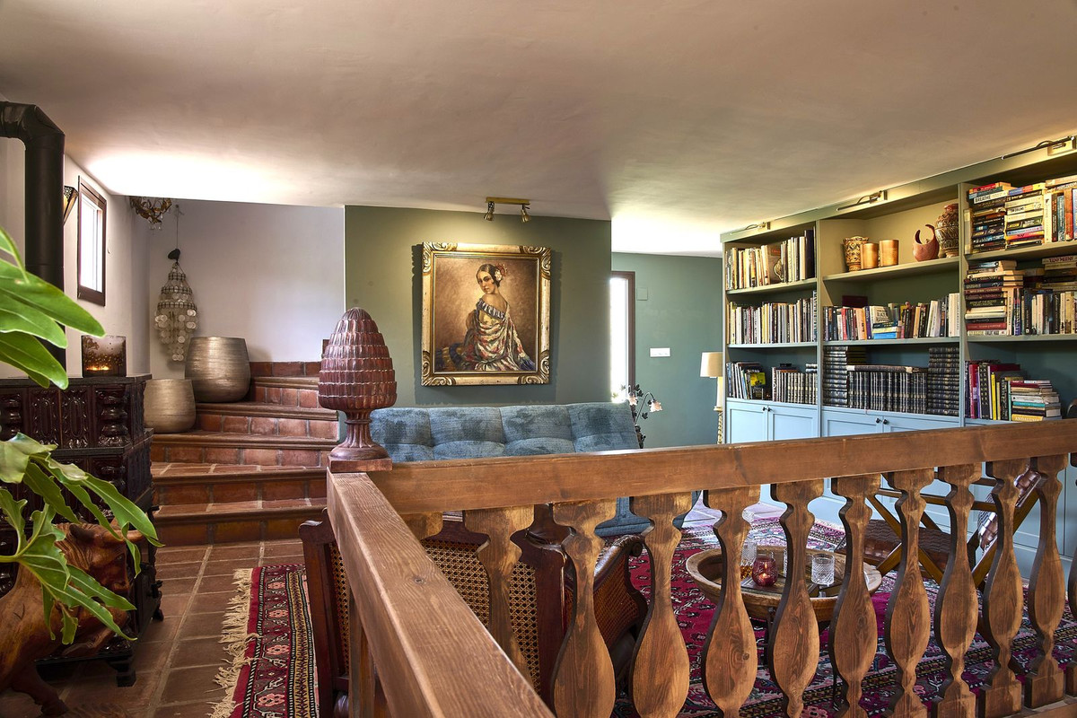 Finca - Cortijo te koop in Comares | 5 slaapkamers H5184568