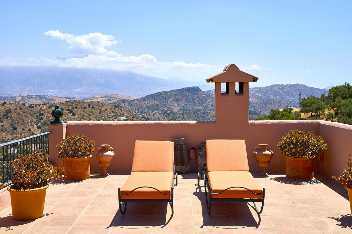 Finca - Cortijo te koop in Comares | 5 slaapkamers H5184568