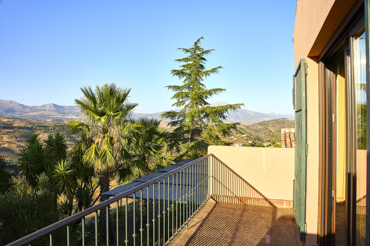 Finca - Cortijo te koop in Comares | 5 slaapkamers H5184568