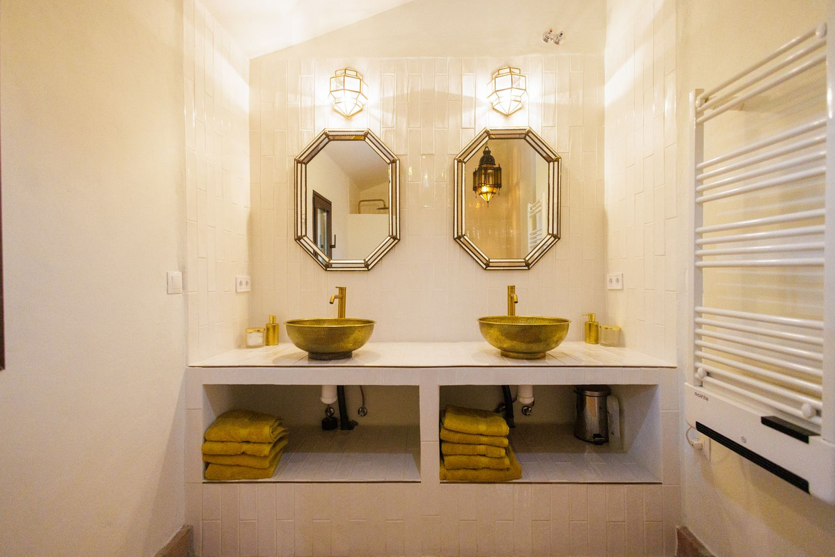 Finca - Cortijo te koop in Comares | 5 slaapkamers H5184568