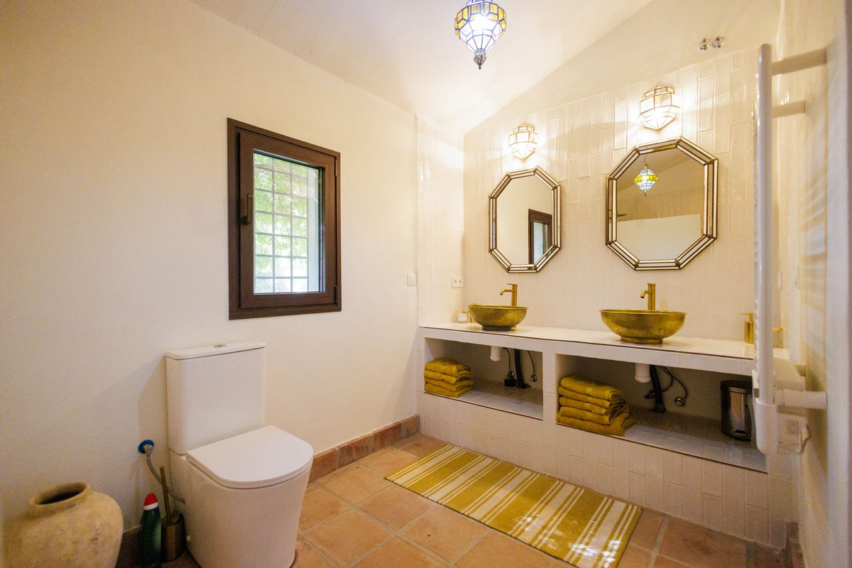 Finca - Cortijo te koop in Comares | 5 slaapkamers H5184568