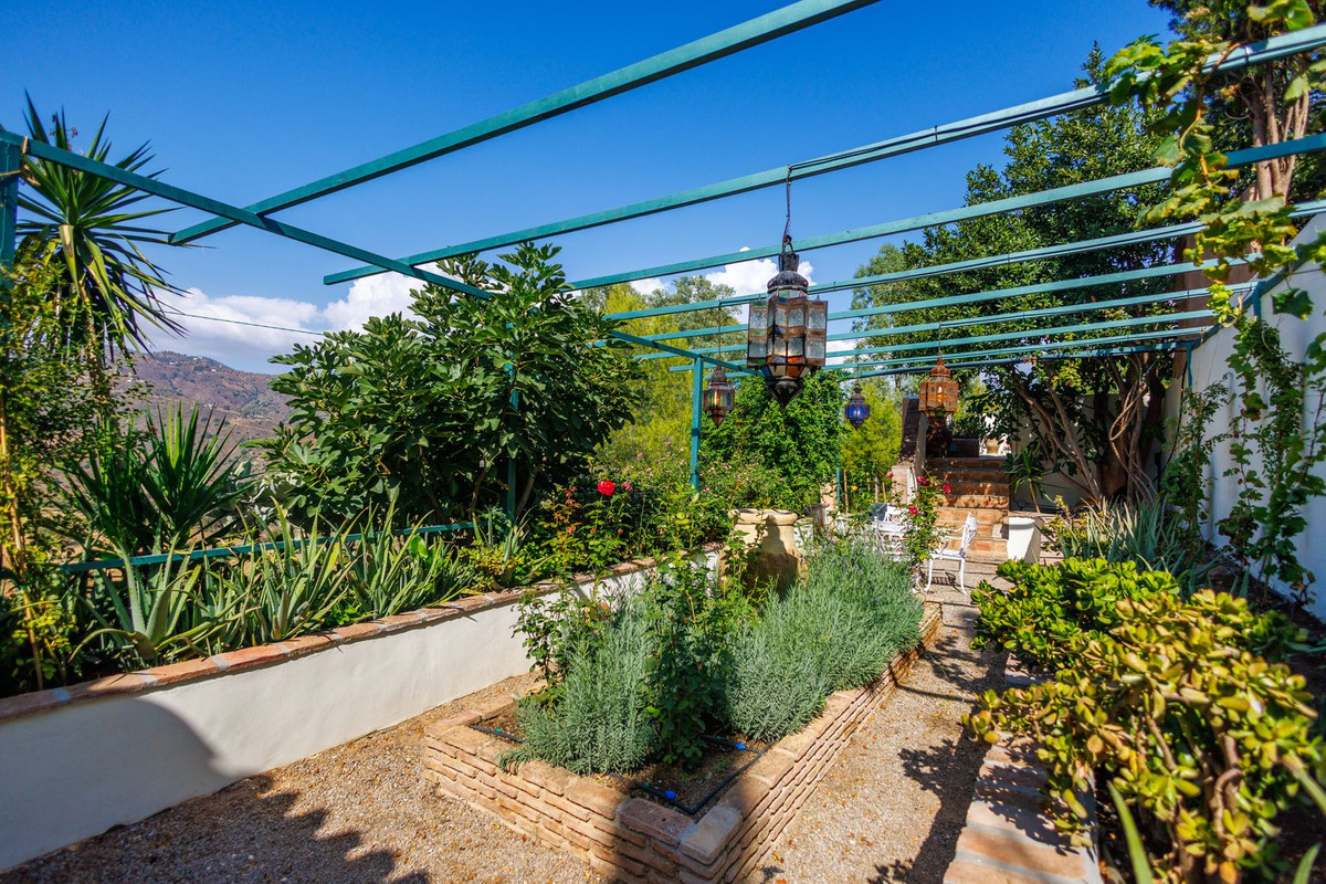 Finca - Cortijo te koop in Comares | 5 slaapkamers H5184568