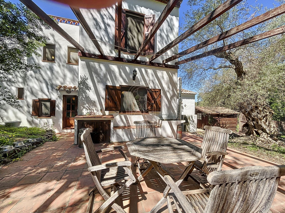 Finca - Cortijo te koop in Comares | 4 slaapkamers H5206006