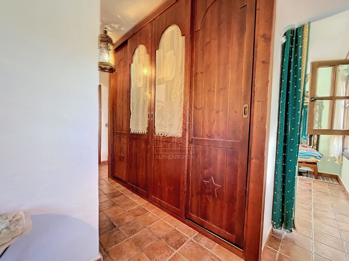 Finca - Cortijo te koop in Comares | 4 slaapkamers H5206006