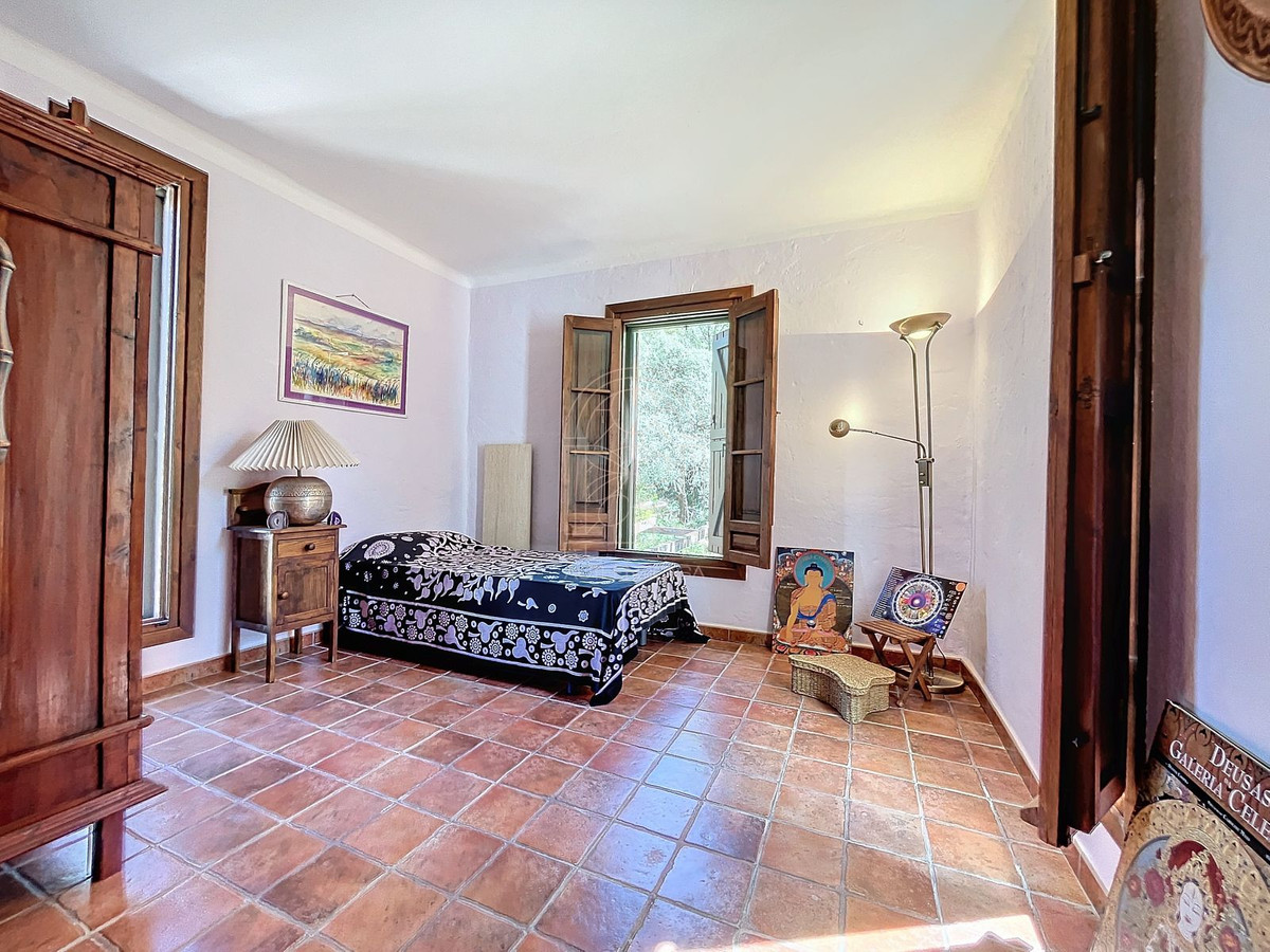 Finca - Cortijo te koop in Comares | 4 slaapkamers H5206006