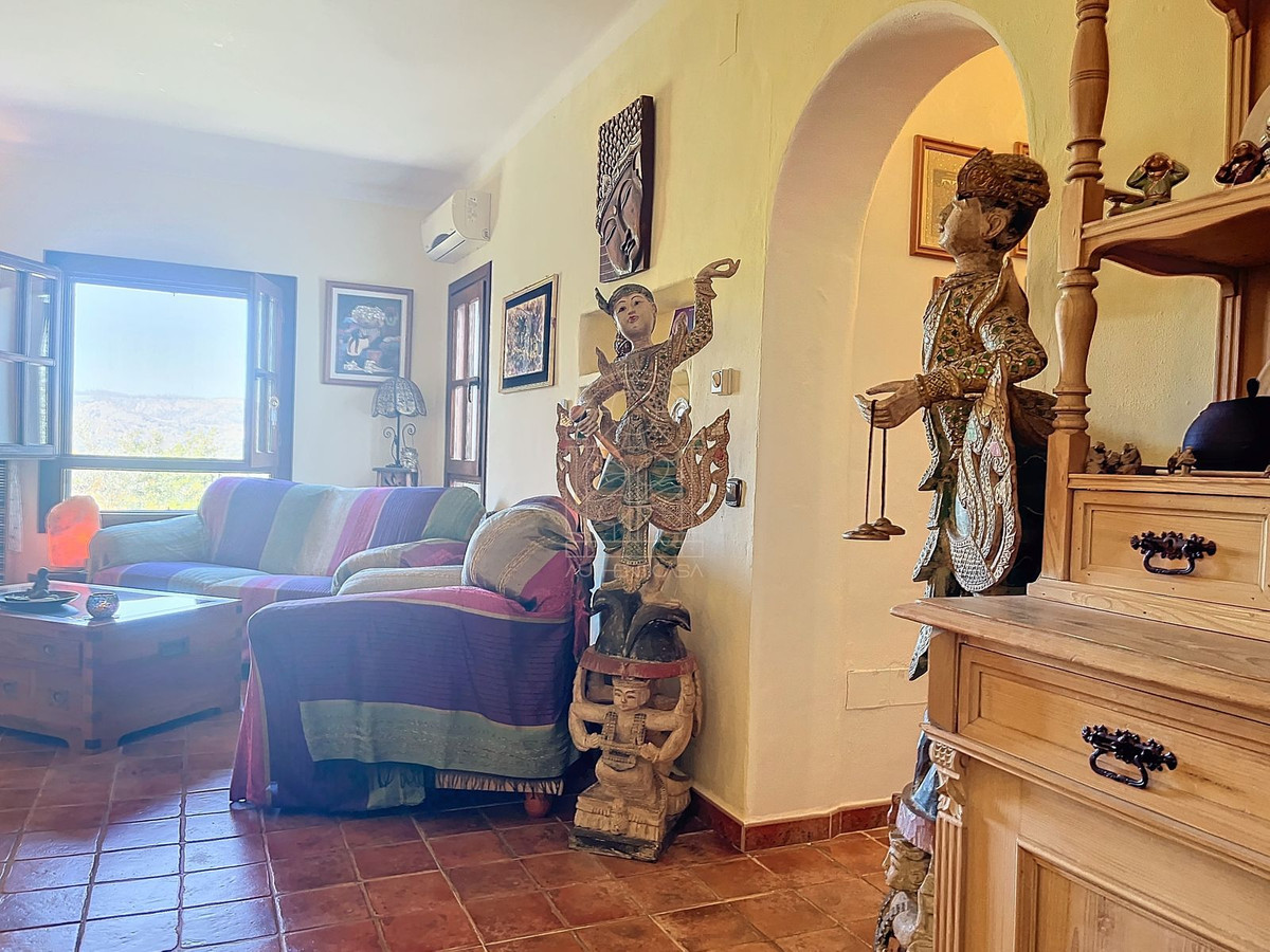 Finca - Cortijo te koop in Comares | 4 slaapkamers H5206006