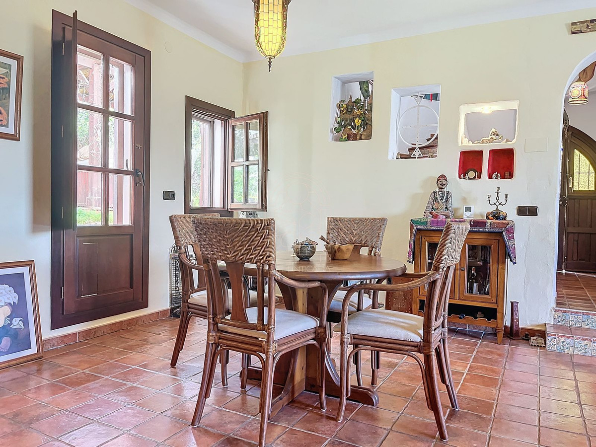 Finca - Cortijo te koop in Comares | 4 slaapkamers H5206006