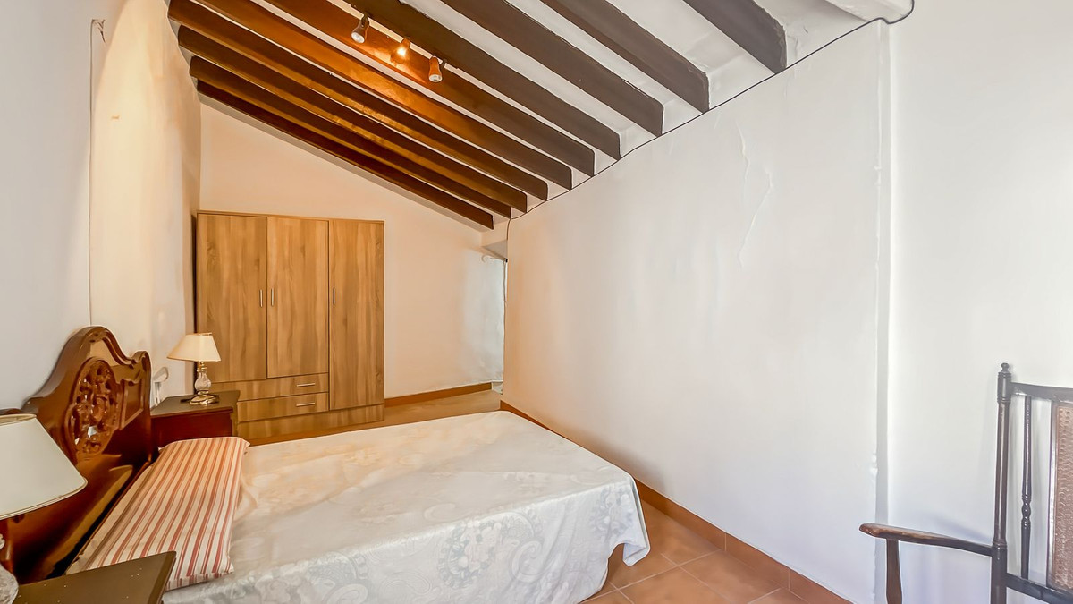 Property main view 4