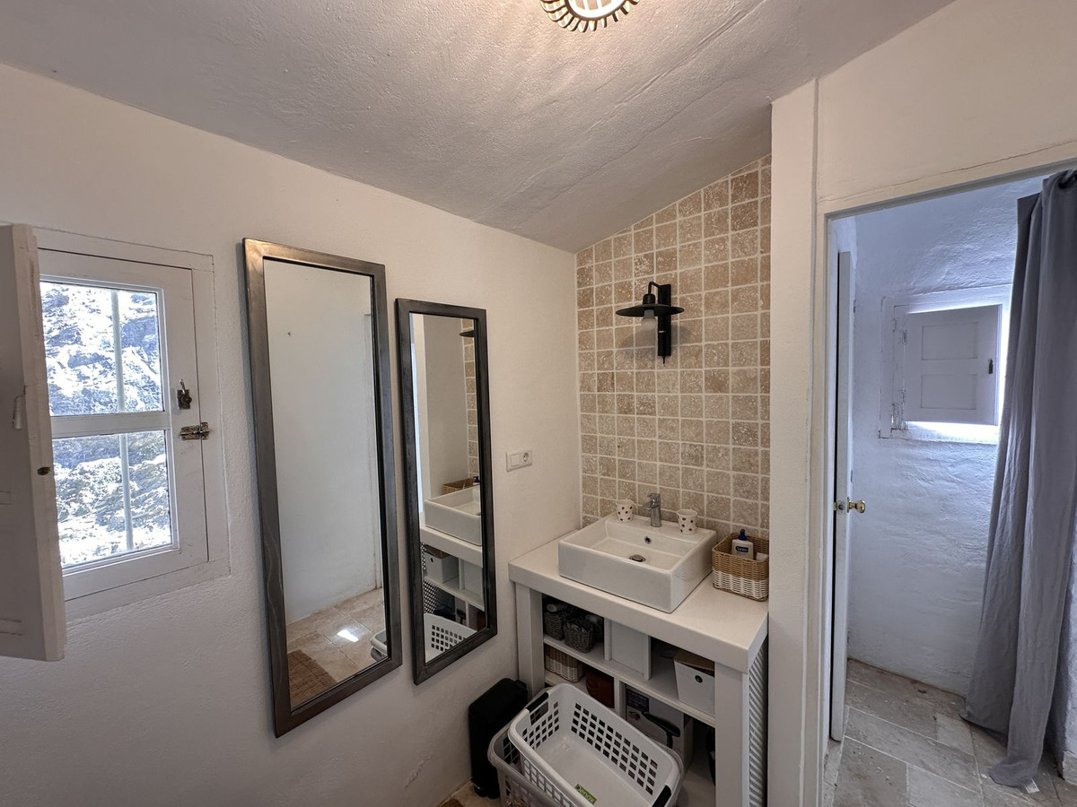 Property main view 12