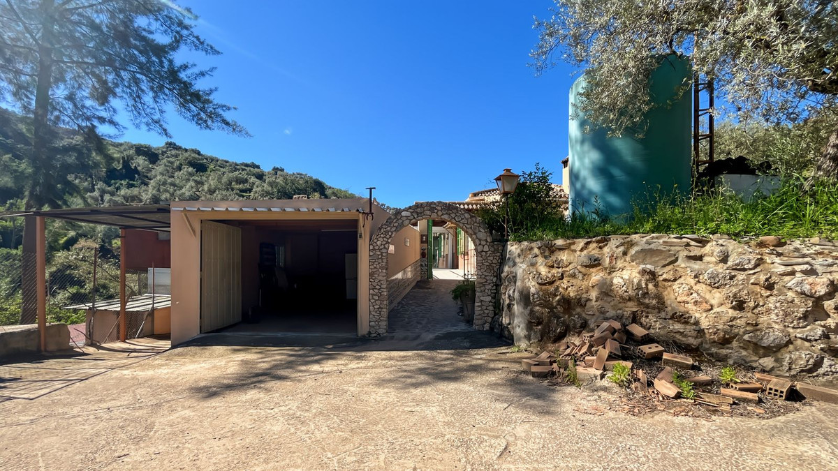 Property main view 44