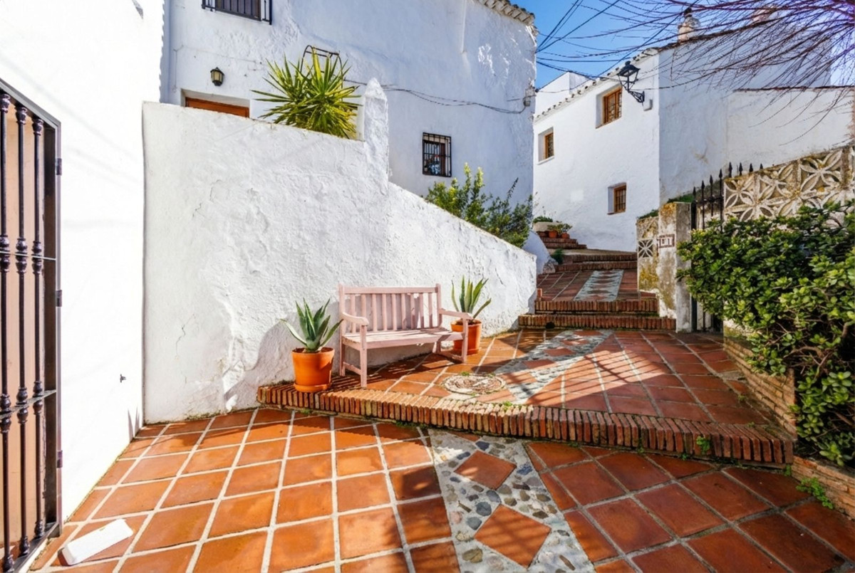 Property main view 25