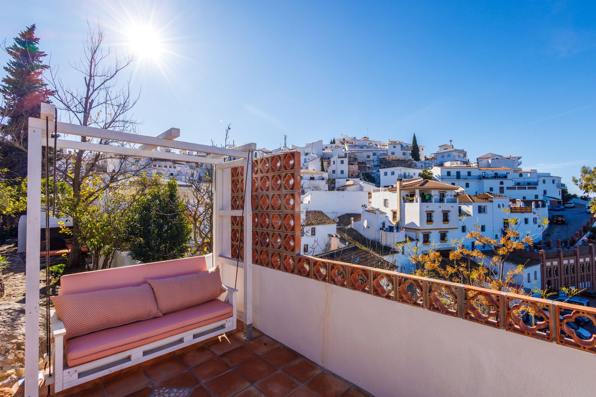 Huis te koop in Comares | 3 slaapkamers H5410486