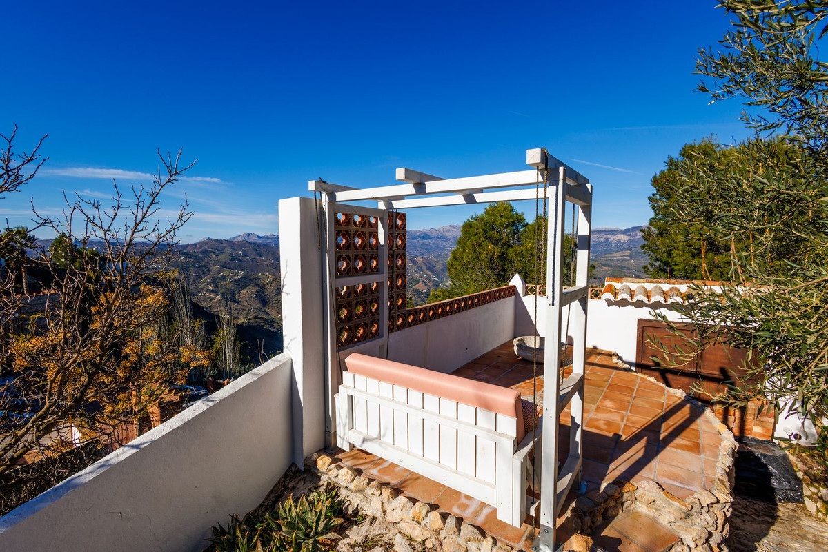 Huis te koop in Comares | 3 slaapkamers H5410486