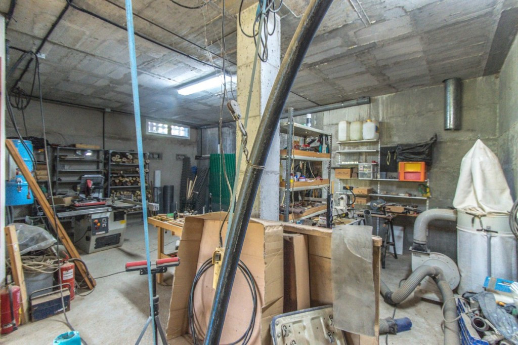 Property main view 38