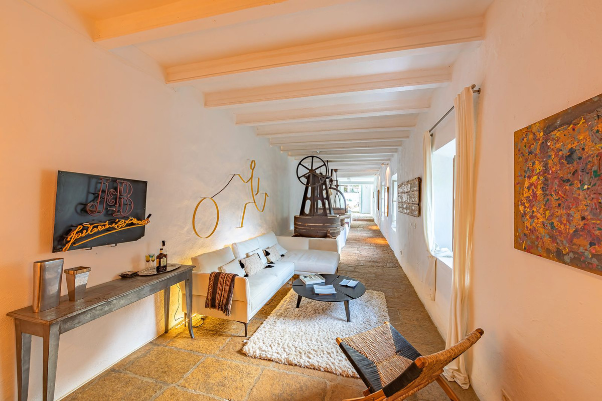 Property main view 32