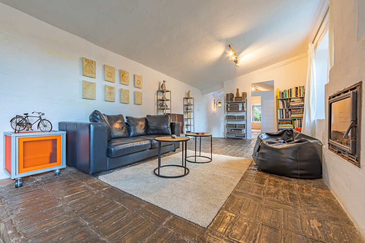 Property main view 44