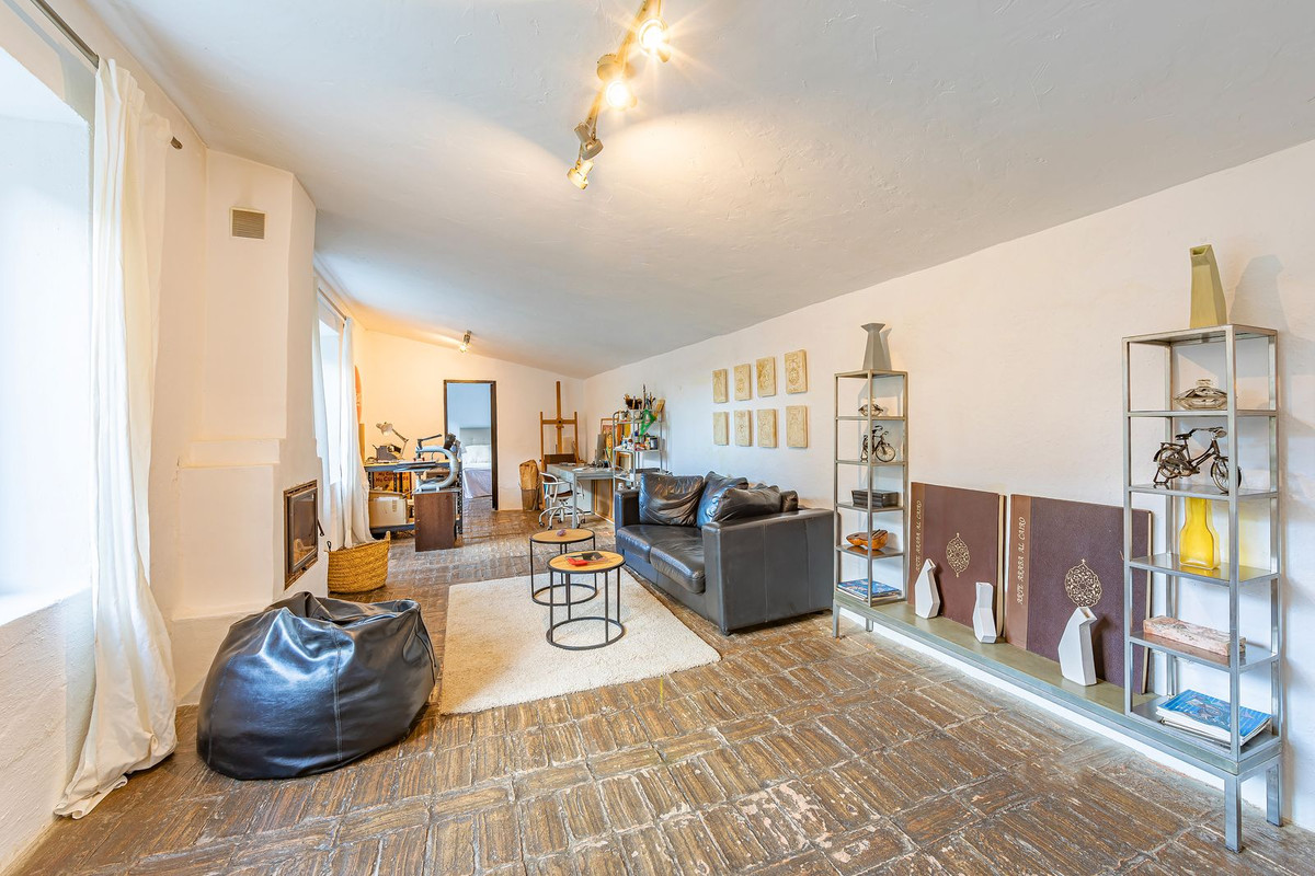 Property main view 48