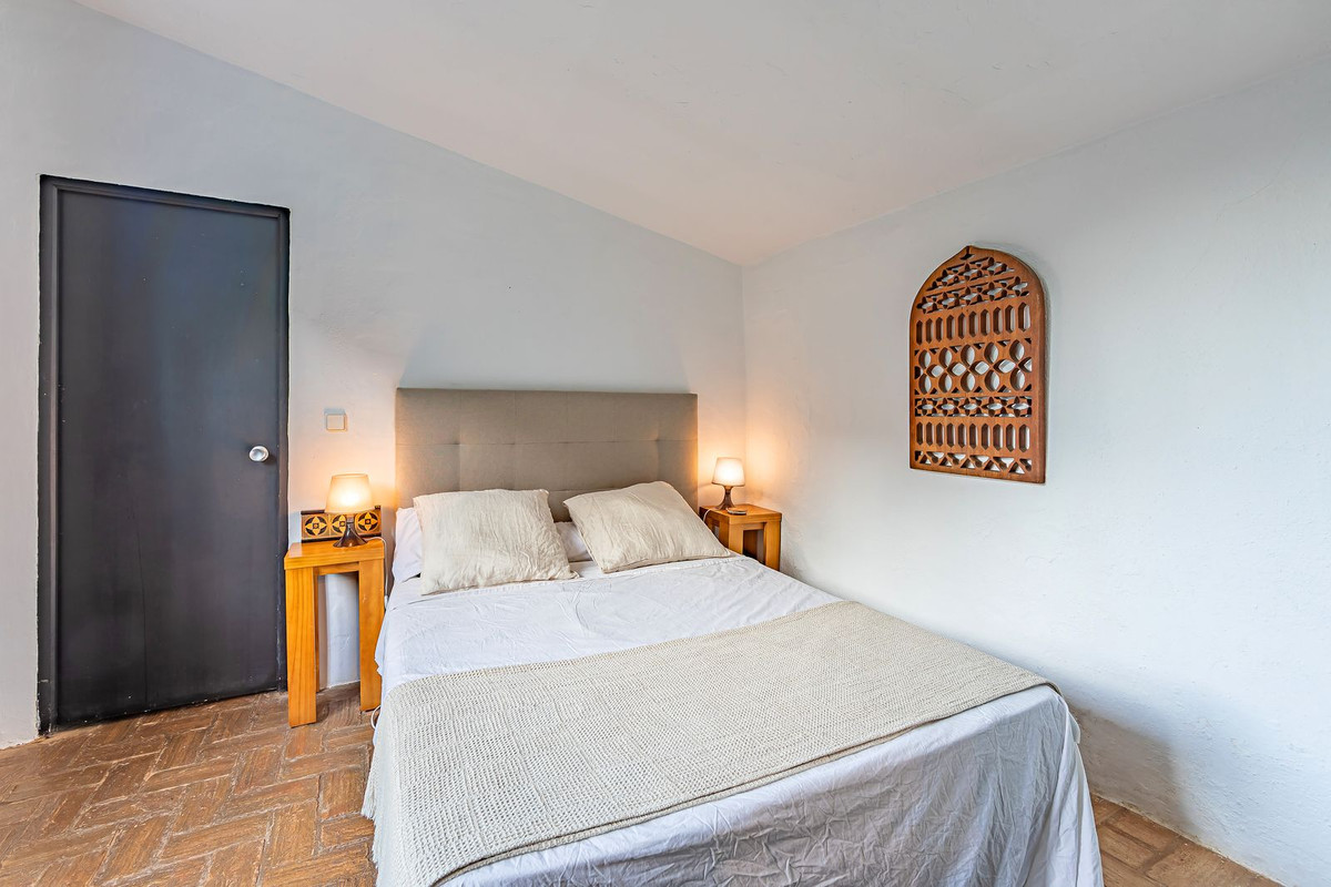 Property main view 60