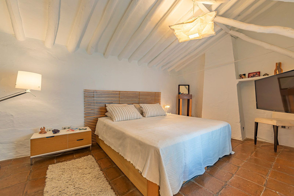 Property main view 63