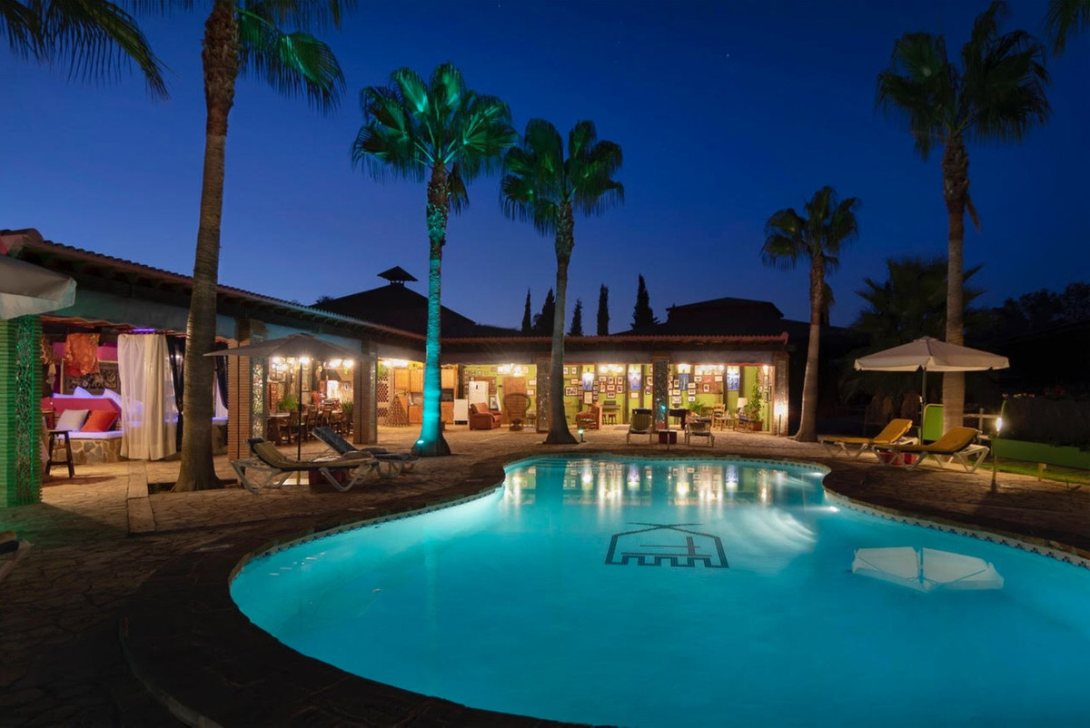 Finca - Cortijo te koop in Coín | 8 slaapkamers H4250125