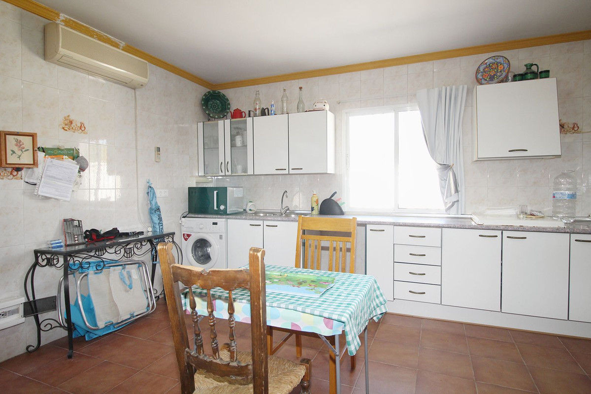 Property main view 40