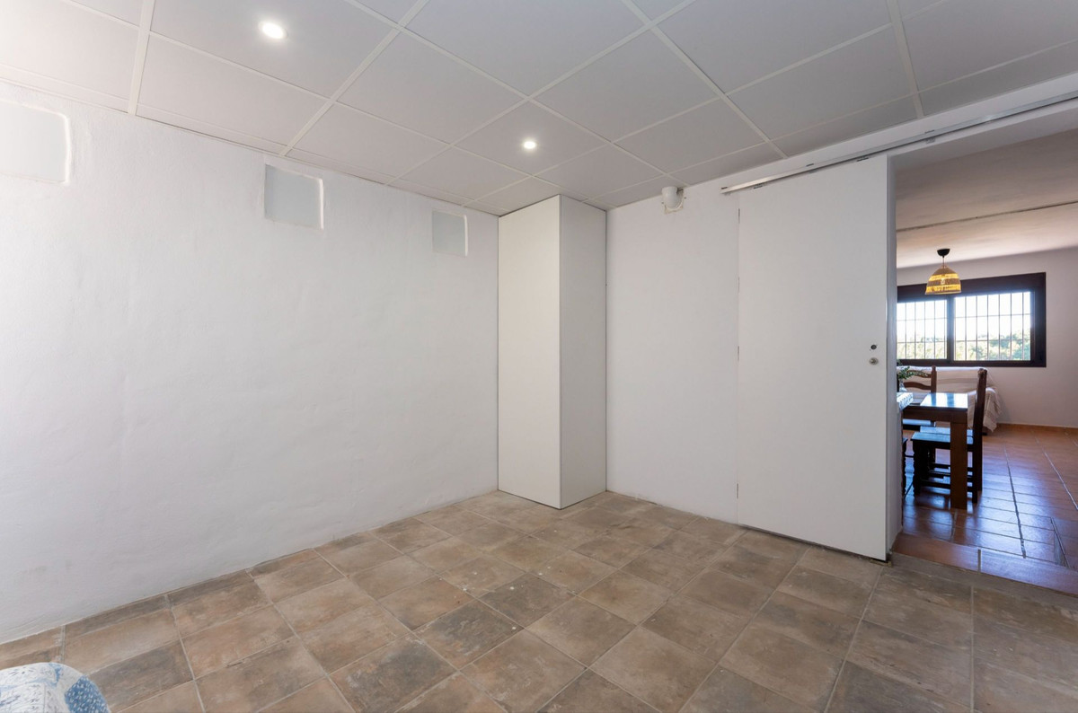 Finca - Cortijo te koop in Coín | 3 slaapkamers H4554880