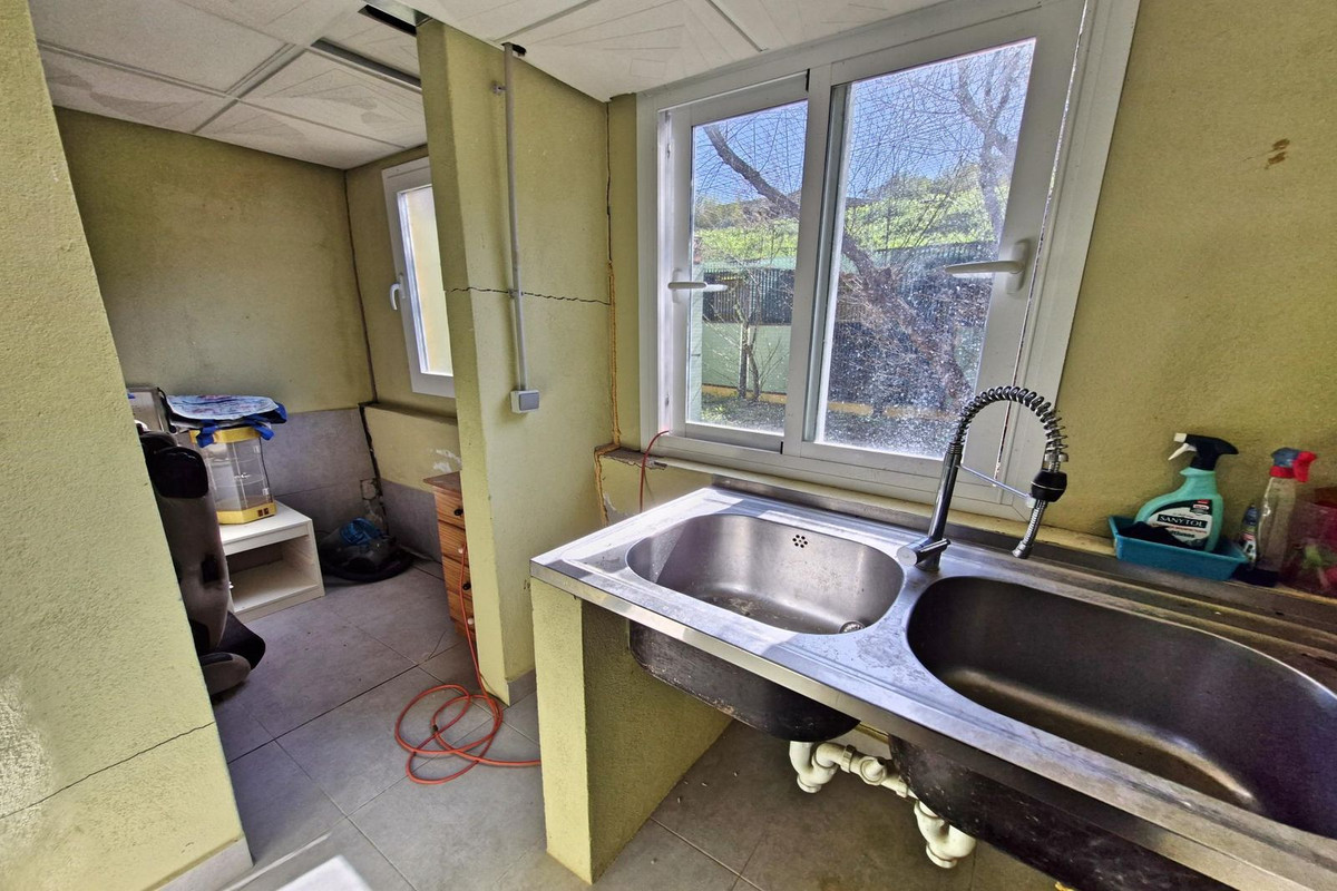 Property main view 40