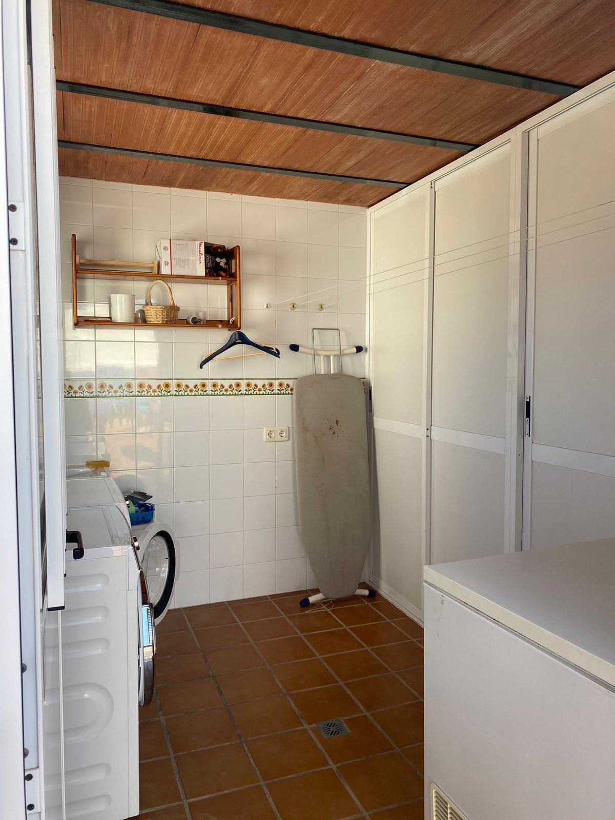 Semi-Vrijstaande Villa in Coín-23