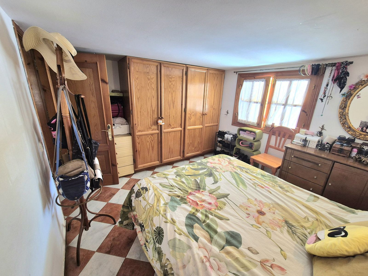 Property main view 33