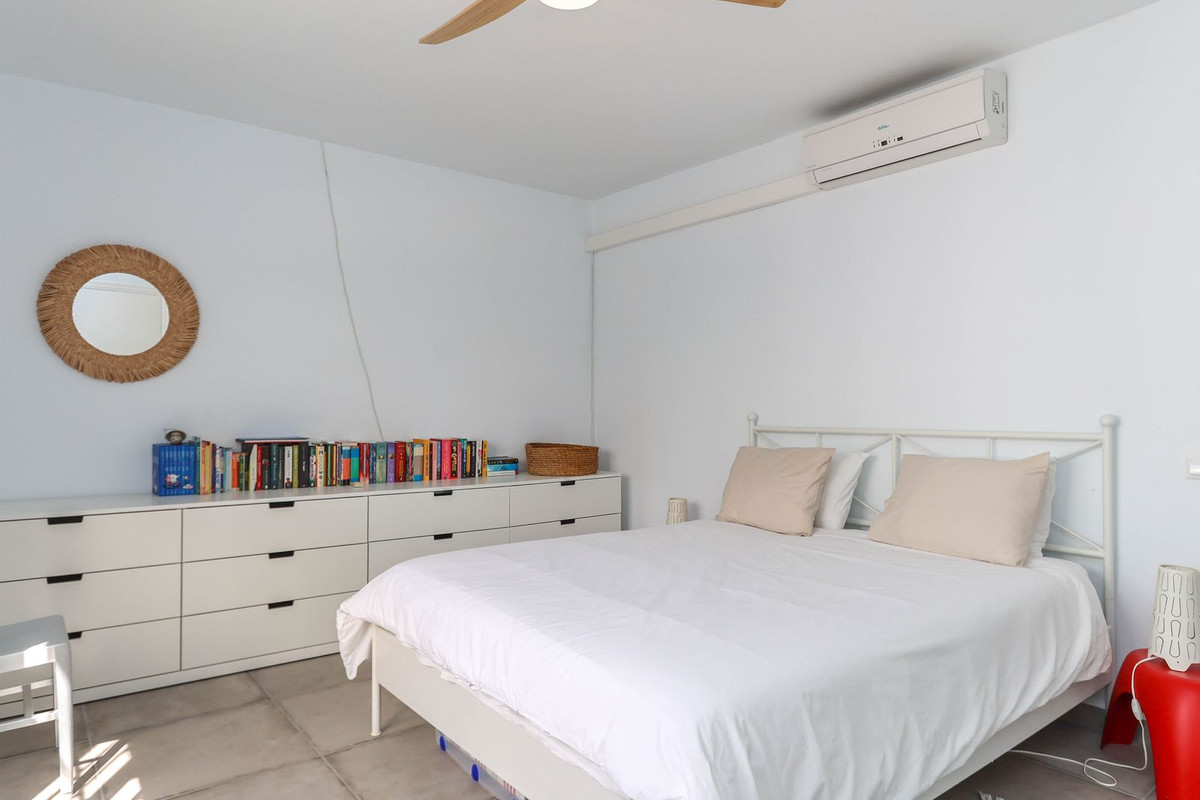 Vrijstaande Villa te koop in Coín | 3 slaapkamers H5019313