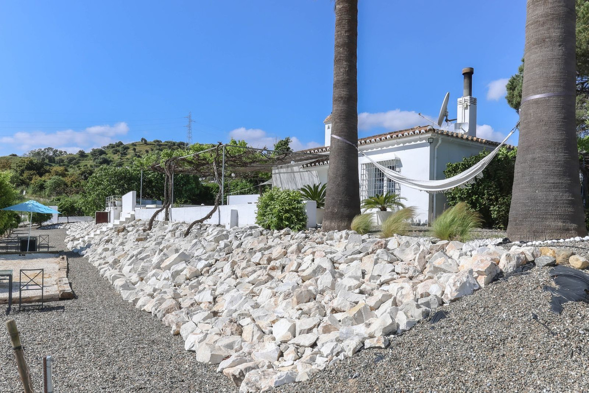 Vrijstaande Villa te koop in Coín | 3 slaapkamers H5019313