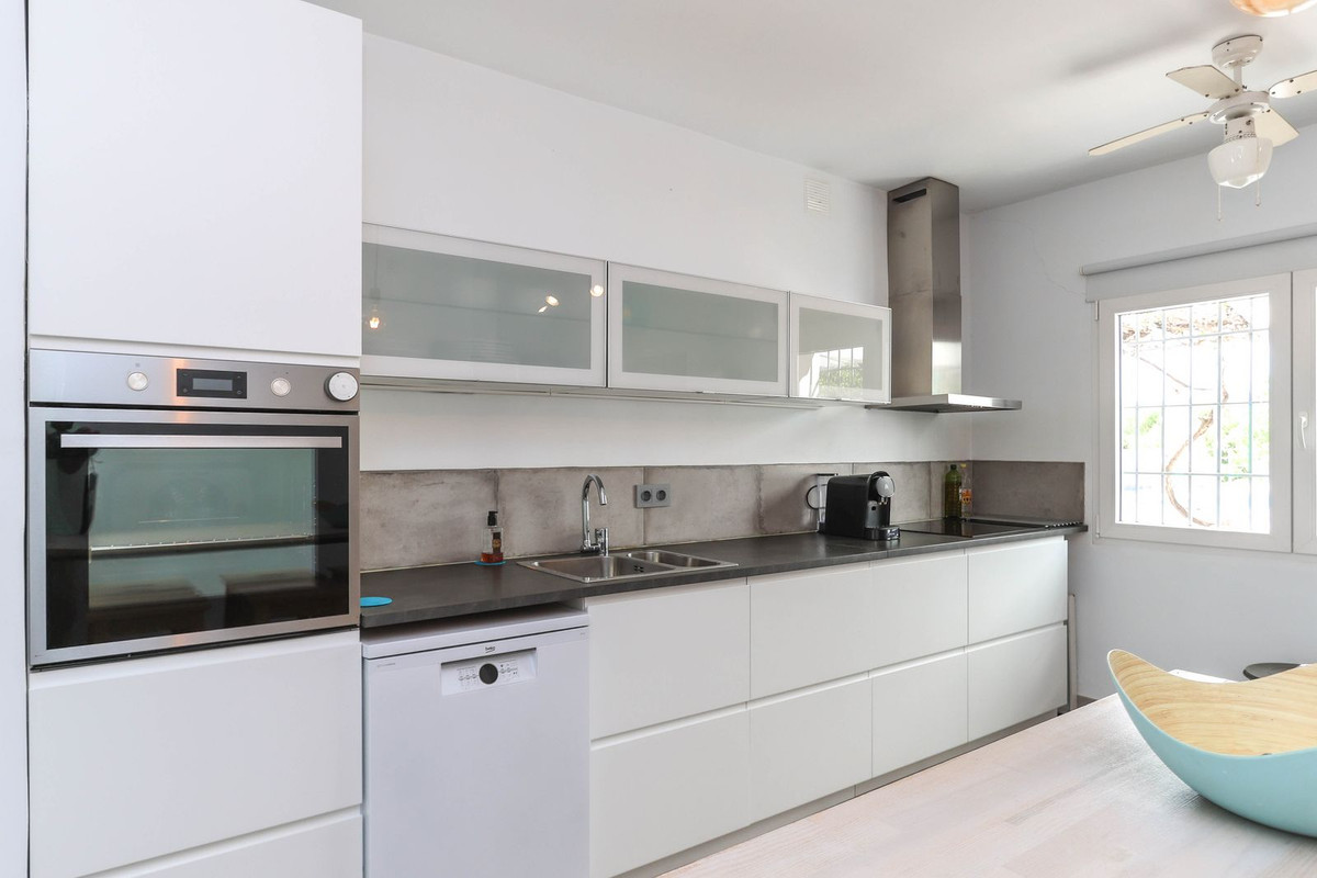 Vrijstaande Villa te koop in Coín | 3 slaapkamers H5019313