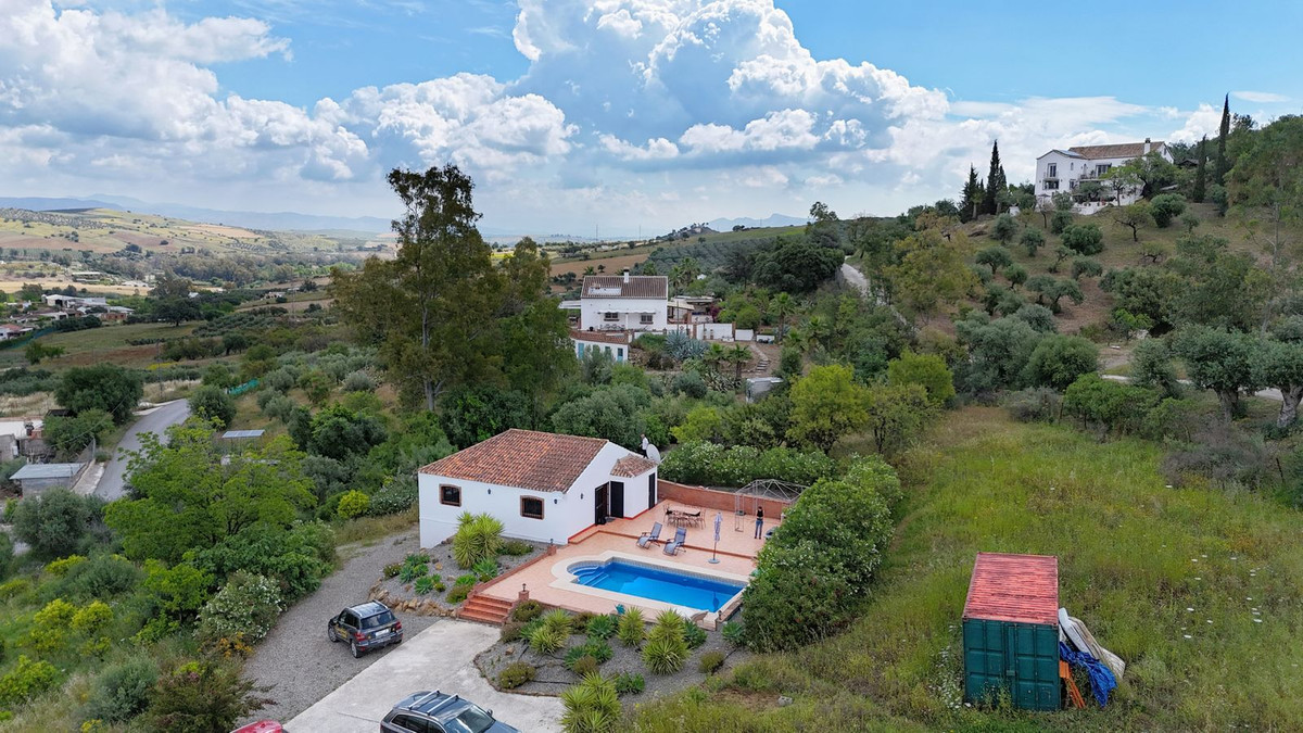 Vrijstaande Villa te koop in Coín | 4 slaapkamers H5041183