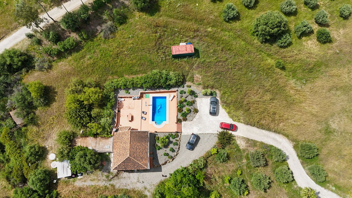 Vrijstaande Villa te koop in Coín | 4 slaapkamers H5041183
