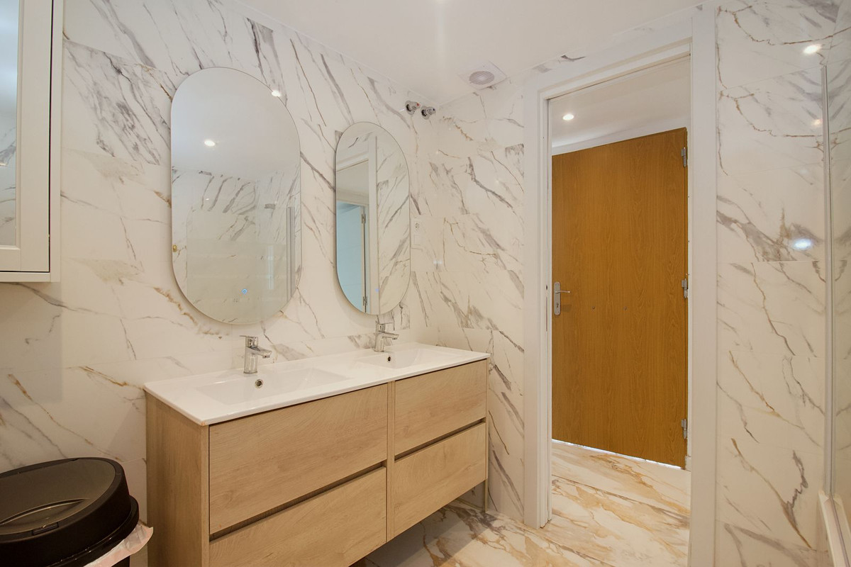Vrijstaande Villa te koop in Coín | 4 slaapkamers H5041183