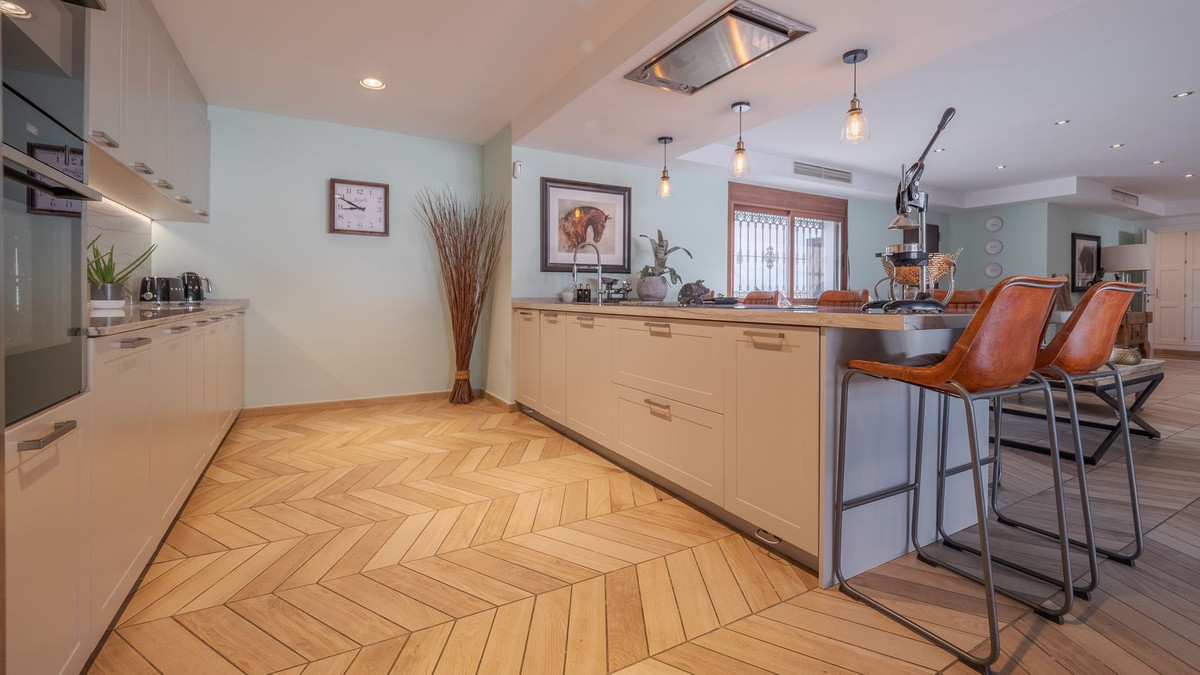 Finca - Cortijo te koop in Coín | 4 slaapkamers H5043535