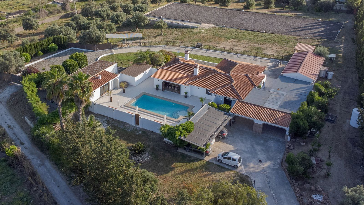 Finca - Cortijo te koop in Coín | 4 slaapkamers H5043535