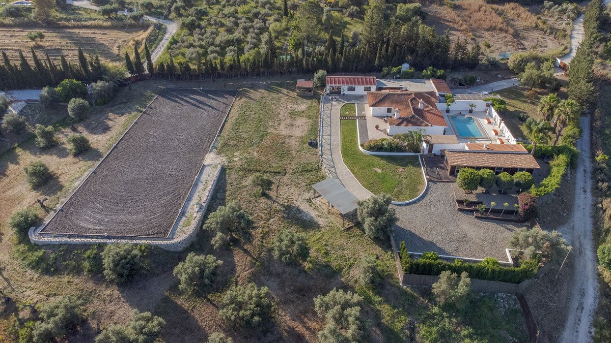 Finca - Cortijo te koop in Coín | 4 slaapkamers H5043535