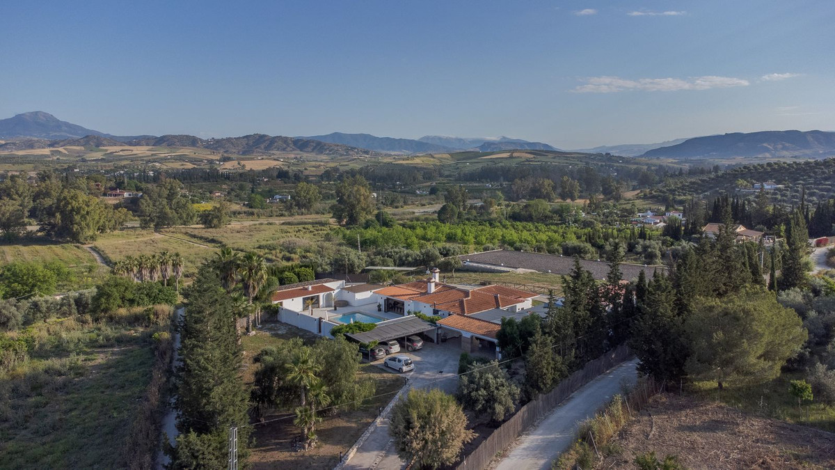 Finca - Cortijo te koop in Coín | 4 slaapkamers H5043535