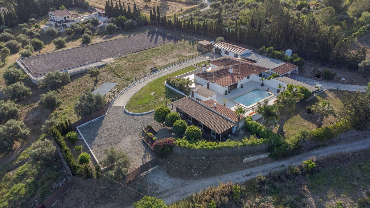 Finca - Cortijo te koop in Coín | 4 slaapkamers H5043535
