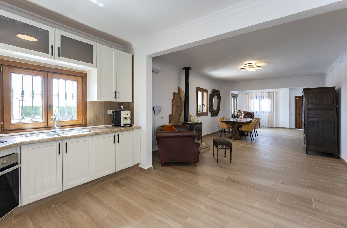Vrijstaande Villa te koop in Coín | 3 slaapkamers H5074702