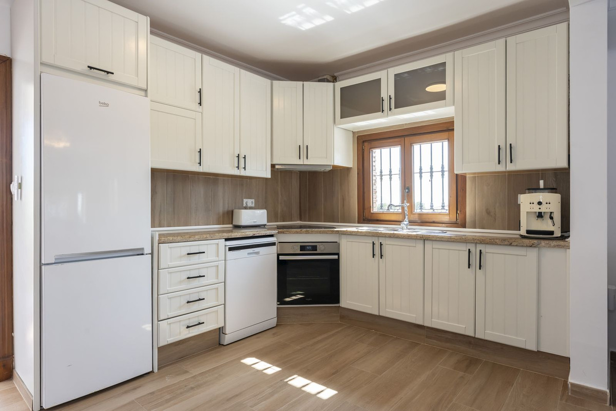 Vrijstaande Villa te koop in Coín | 3 slaapkamers H5074702