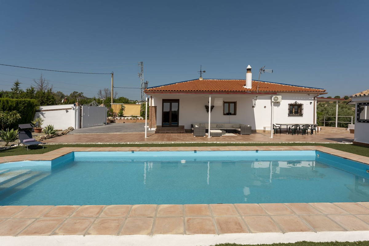Vrijstaande Villa te koop in Coín | 3 slaapkamers H5074702