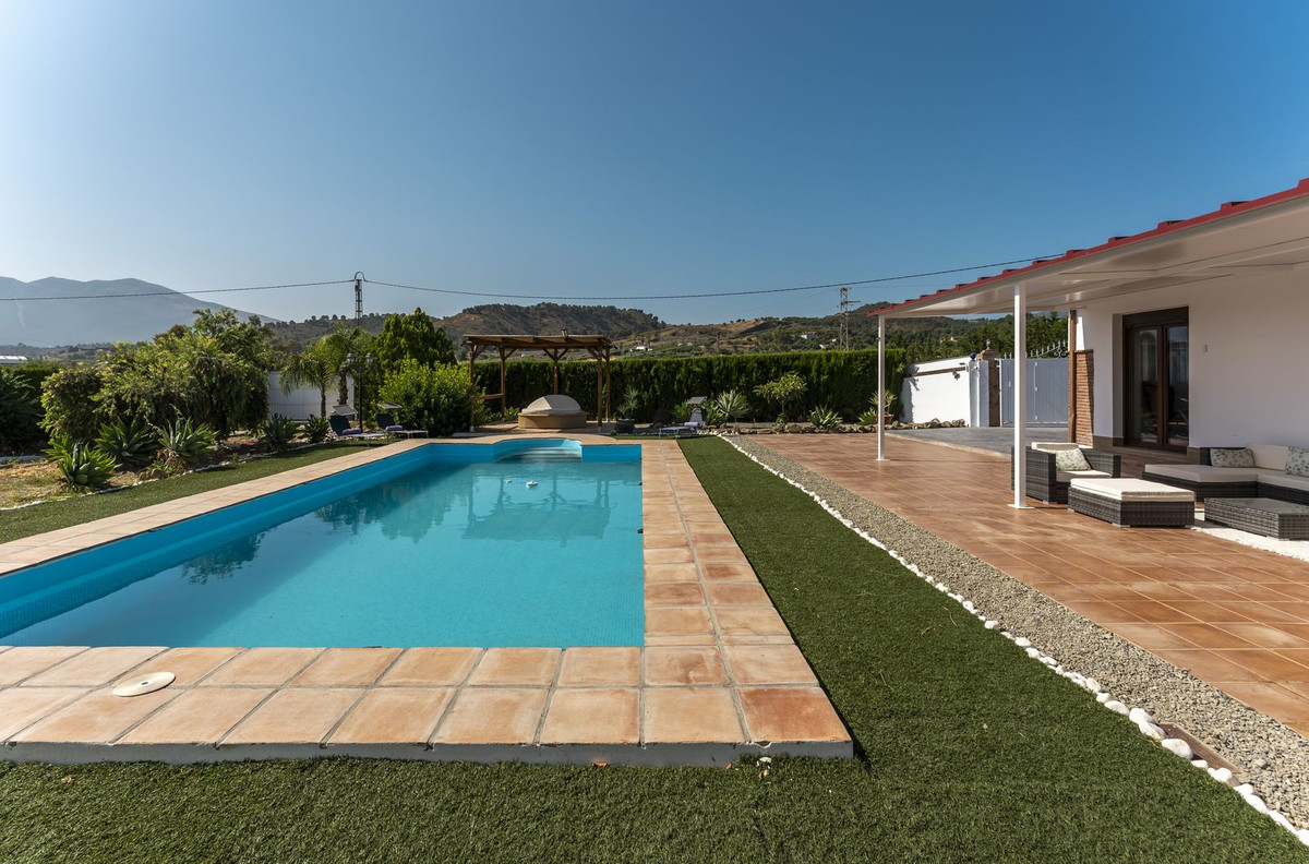 Vrijstaande Villa te koop in Coín | 3 slaapkamers H5074702