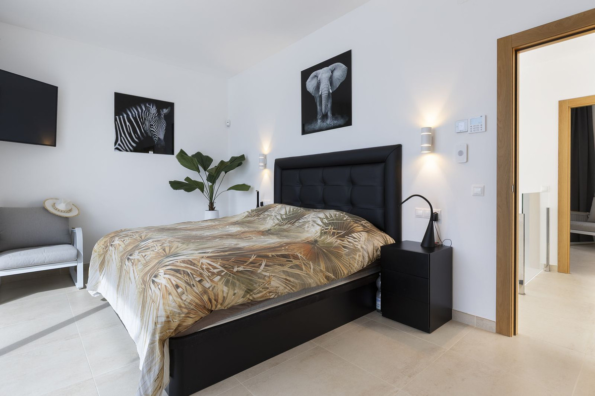Vrijstaande Villa te koop in Coín | 4 slaapkamers H5076904