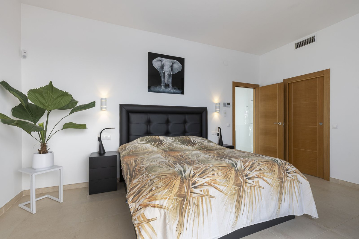 Vrijstaande Villa te koop in Coín | 4 slaapkamers H5076904
