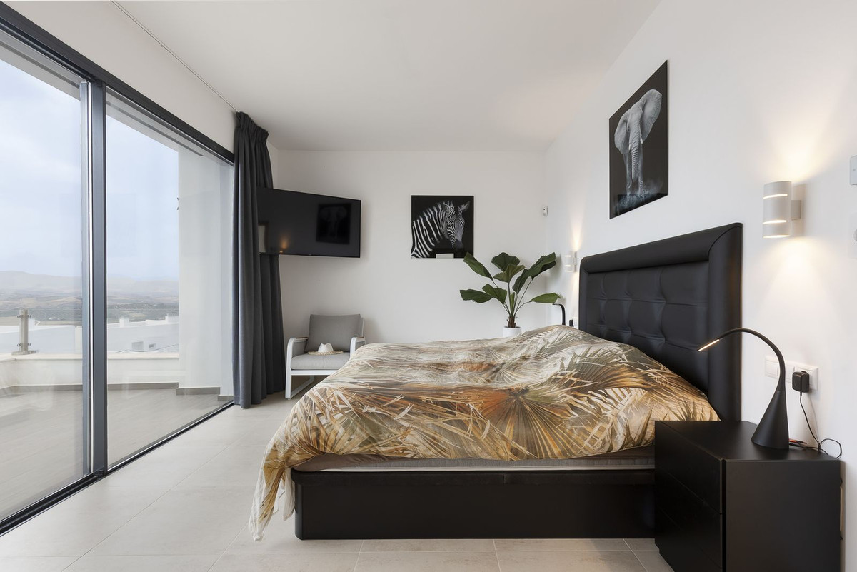 Vrijstaande Villa te koop in Coín | 4 slaapkamers H5076904