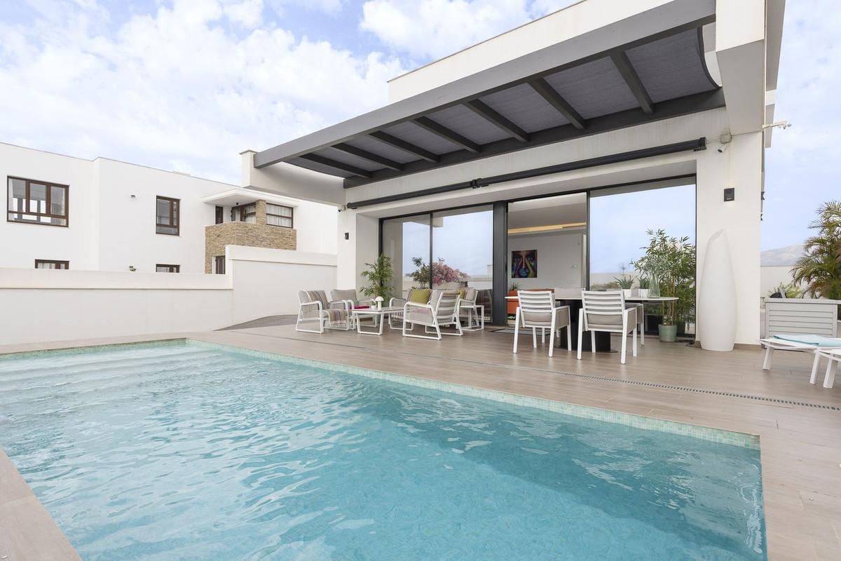 Vrijstaande Villa te koop in Coín | 4 slaapkamers H5076904